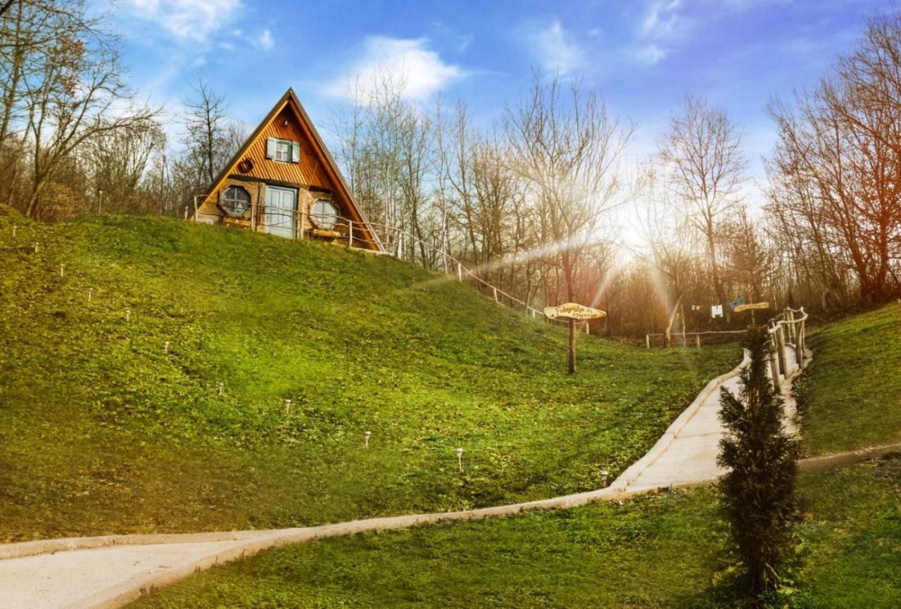Etno Village Dolina Srece วิเทซ ภายนอก รูปภาพ
