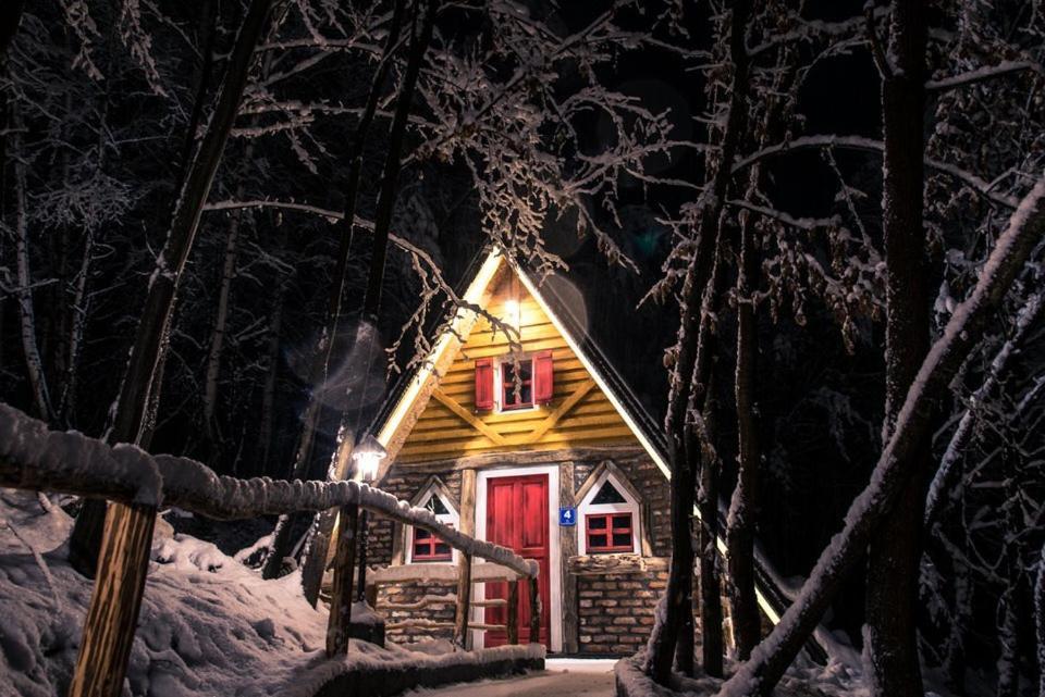 Etno Village Dolina Srece วิเทซ ภายนอก รูปภาพ